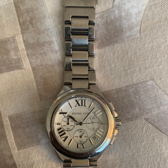 Michael Kors Women’s Watch - Picture 3 of 8